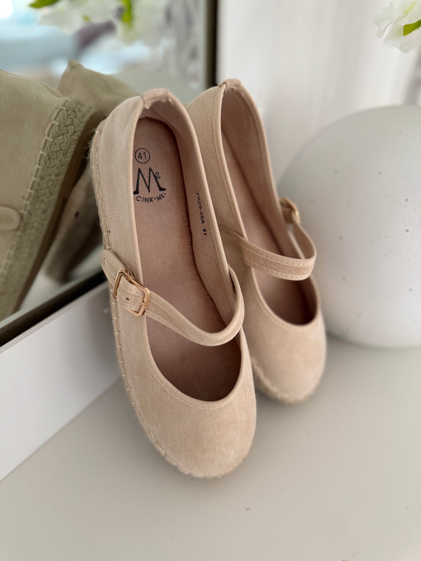 Espadrilles à boucle ajustable