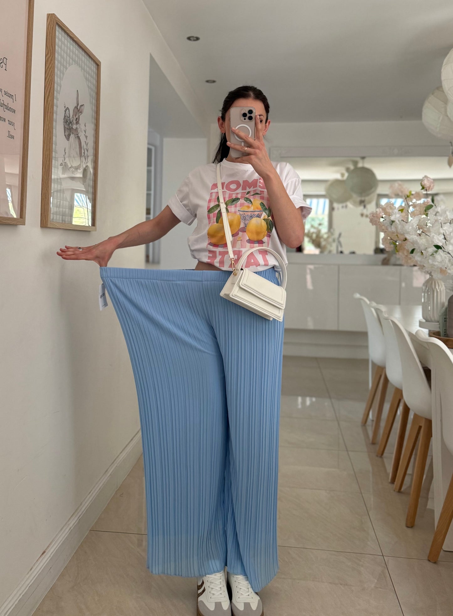 Pantalon plissé (plusieurs coloris)