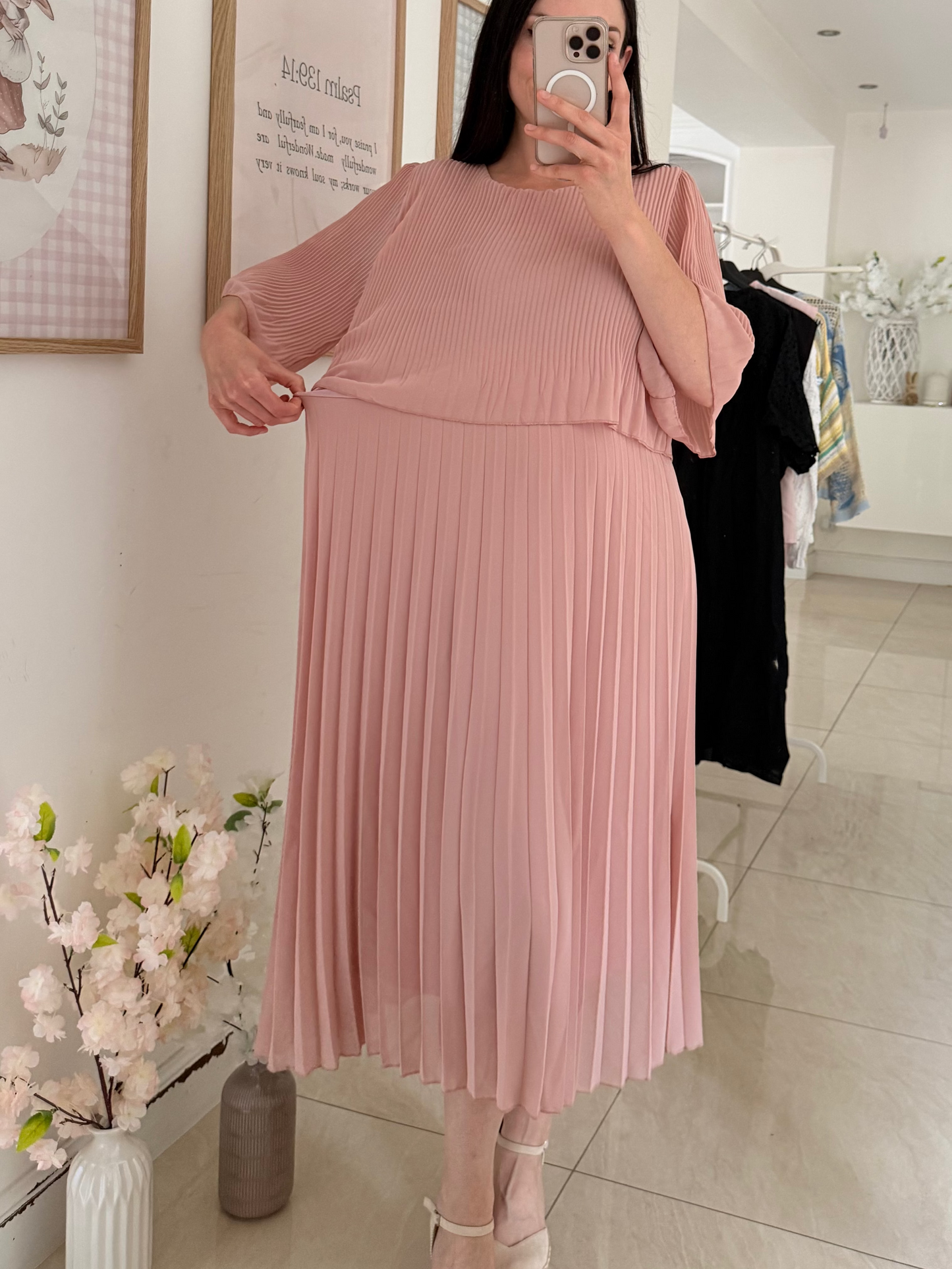 Robe longue plissée