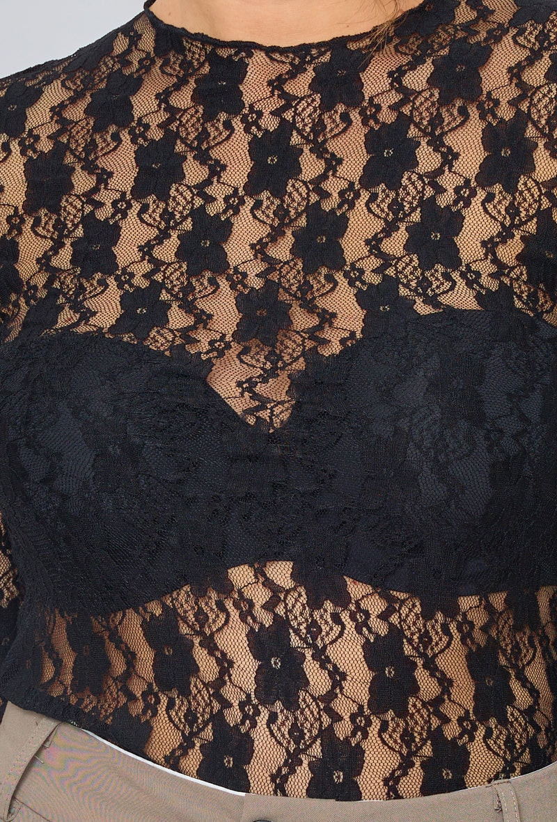 Top dentelle (plusieurs coloris)