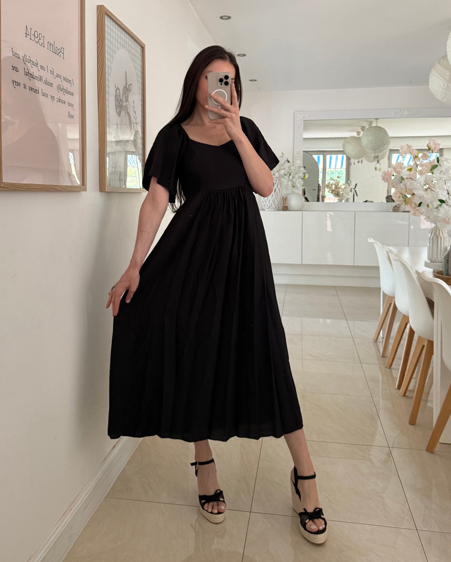 Robe dos nu (plusieurs coloris)