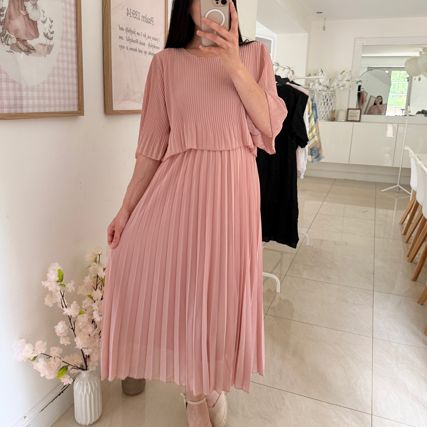 Robe longue plissée